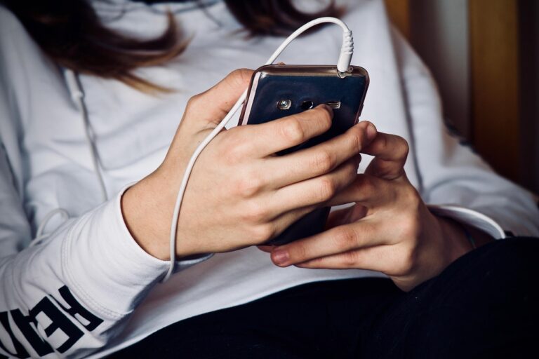 ヒゲ脱毛の資料請求をする前に知っておくべきポイントは？